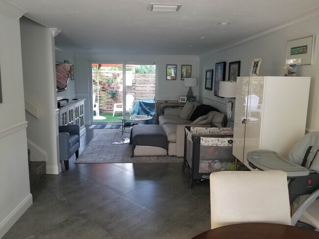 Building Photo - 3412 Franklin Ave