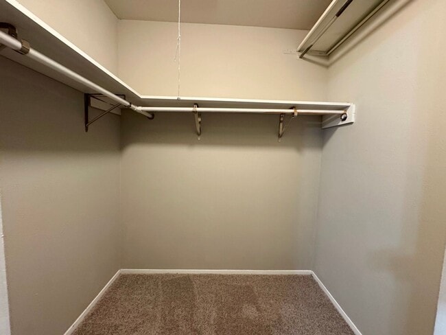 Building Photo - Great Condo for lease in North Austin!