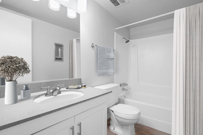 Building Photo - Palisades Apartments