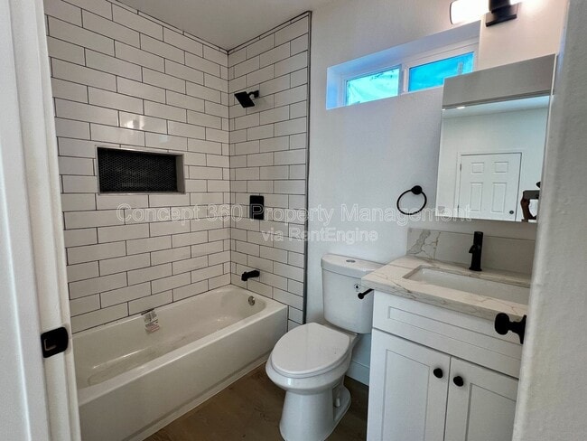 Building Photo - 1962 Harbor Ave