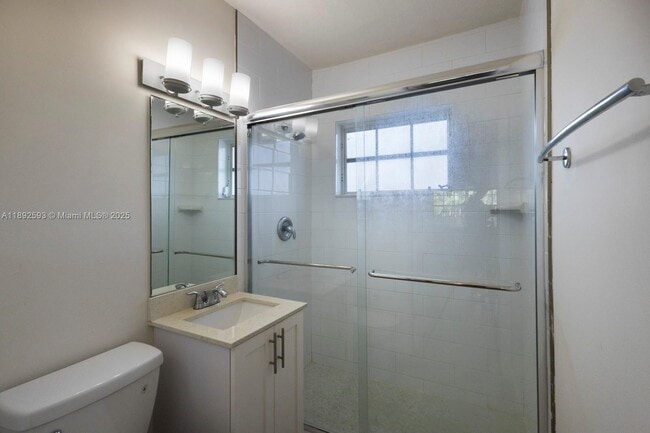 Building Photo - 6511 Santona St