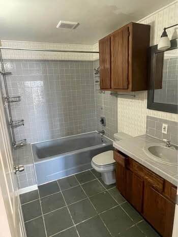 Building Photo - 4013 Double Dome Rd