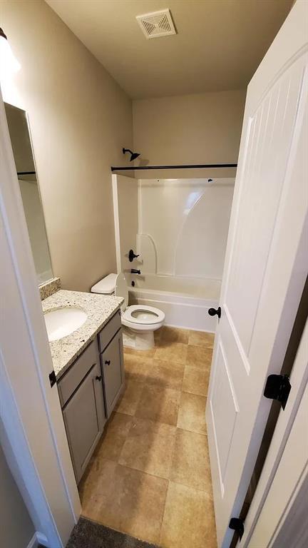 Building Photo - 1055 Bayrose Cir