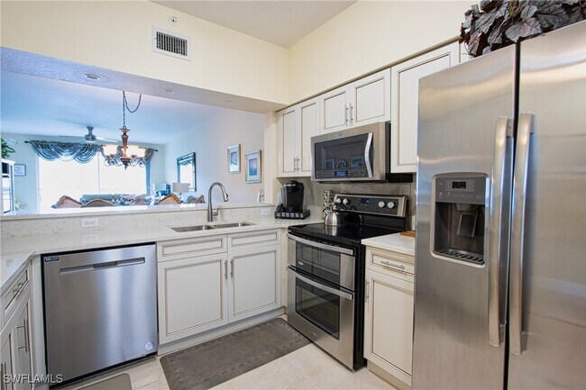 Primary Photo - 3250 Cypress Glen Way