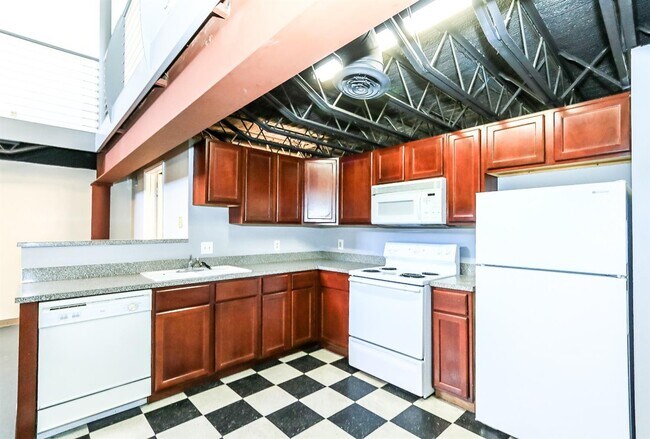 Building Photo - 1414 Texas Ave