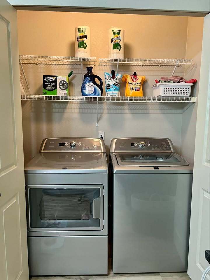 Laundry in kitchen - 737 241st Ln SE