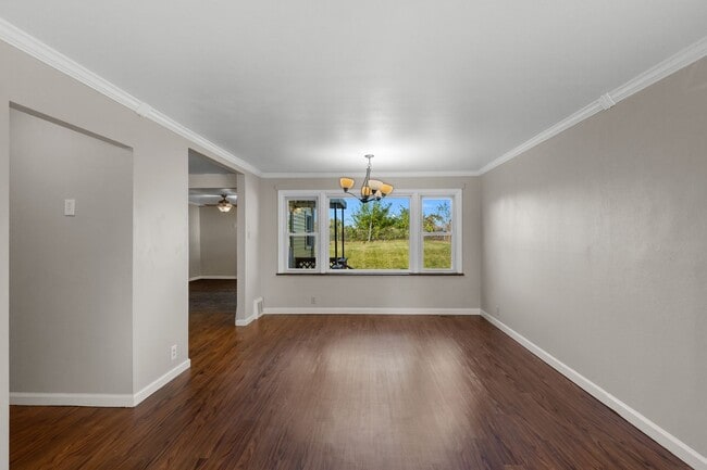 Building Photo - MOVE IN READY! Passed Occupancy!!! Move in BEFORE the holidays! Refrigerator included.