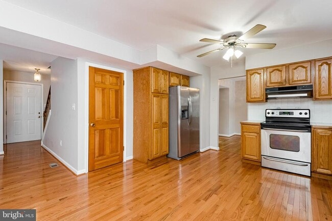 Building Photo - 517 Stockbridge Ct