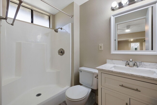 Building Photo - 41045 Largo