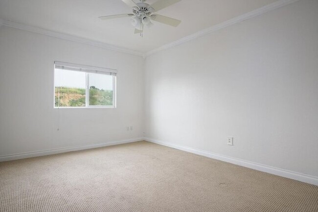 Building Photo - Rancho Mission Trails Condo