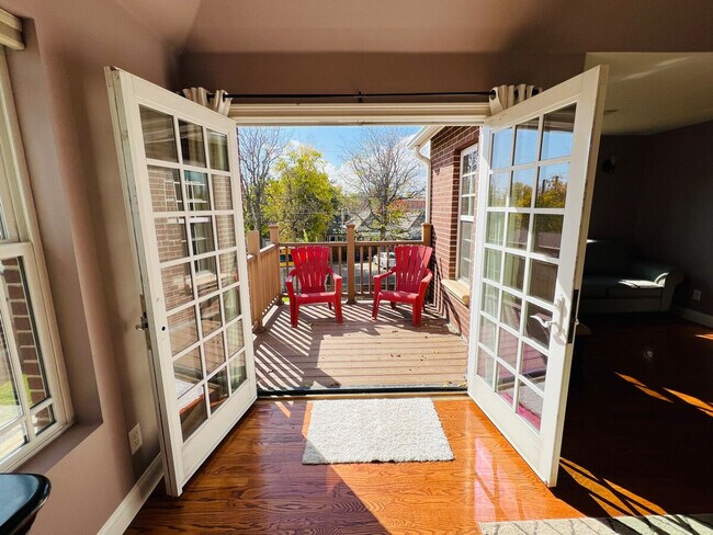 Building Photo - 3209 W Fairview Pl