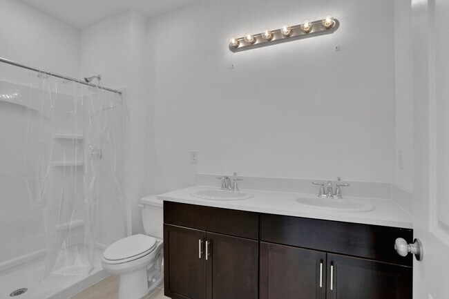 Building Photo - 3/2.5 Townhome in Annie's Walk! 3D Virtual Tour Inside!