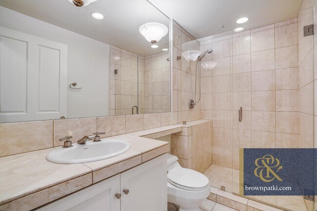 Building Photo - 75 Folsom St