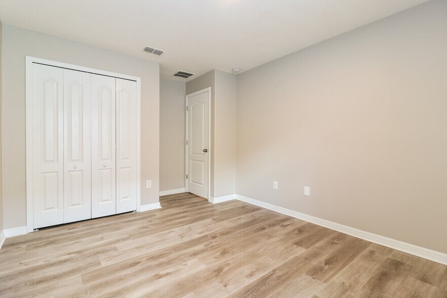 Building Photo - 509 Vista Ridge Dr