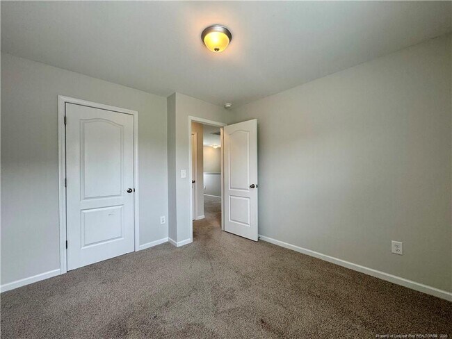 Building Photo - 148 New Castle Ct