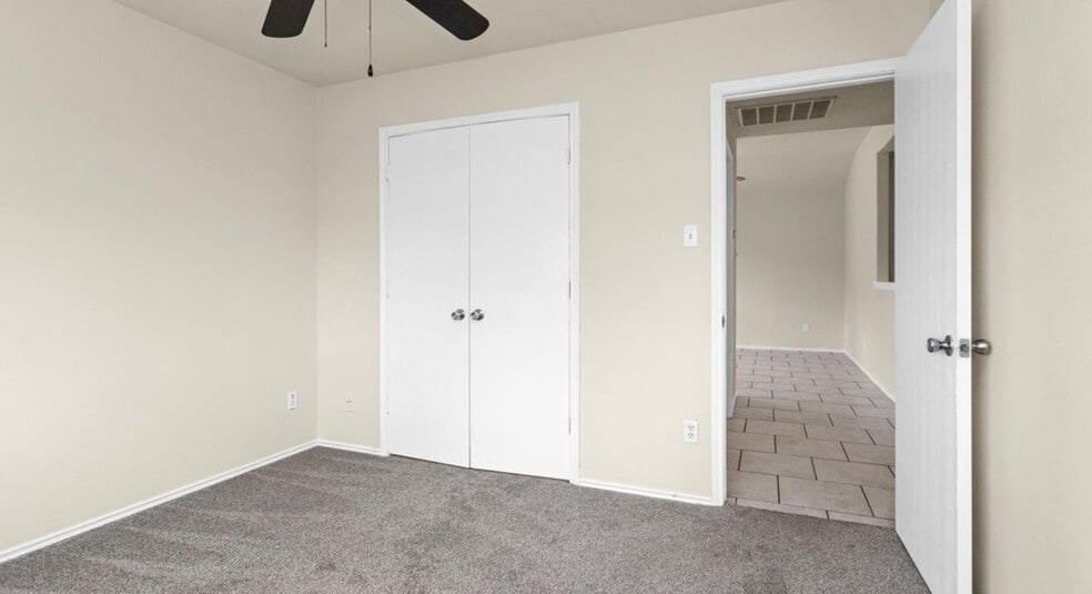 Room 1 - 19338 Montclair Meadow Ln