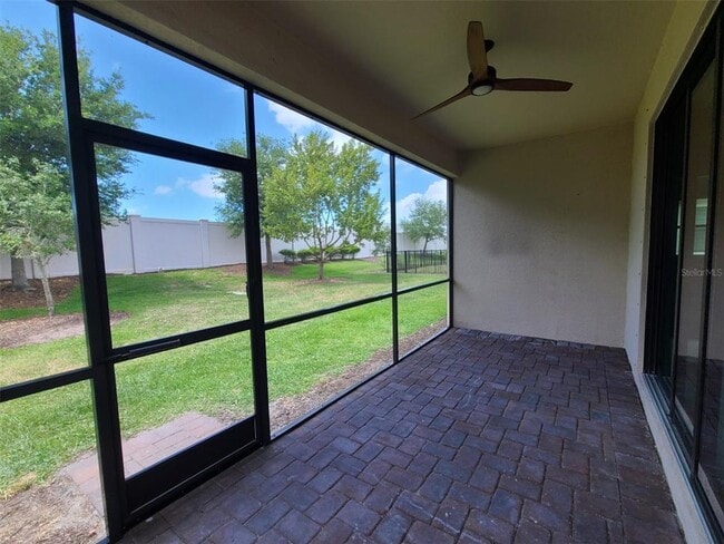 Building Photo - 19353 Nearpoint Dr