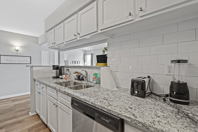 Building Photo - 7200 T C Jester Blvd