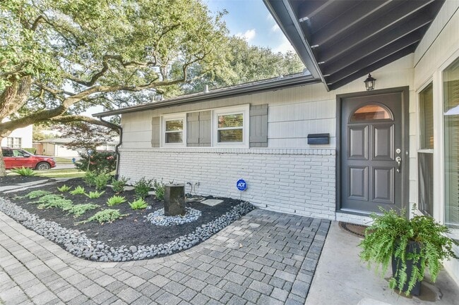 Building Photo - 5421 Judalon Ln