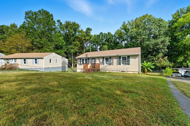 Building Photo - 15709 Gary Ave