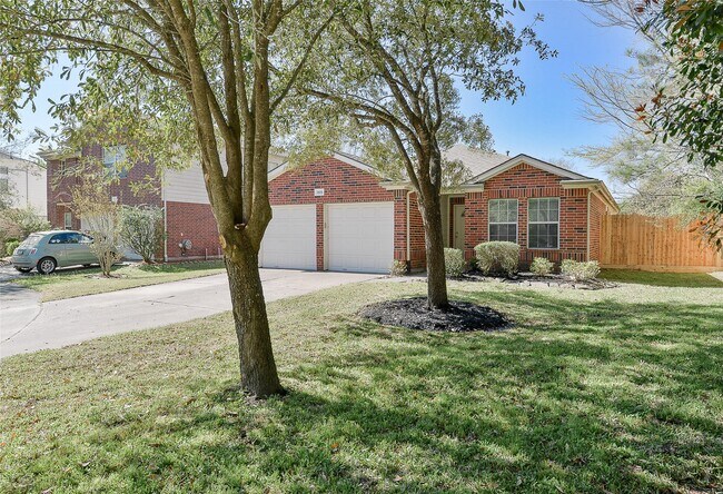 Building Photo - 2825 Woodspring Forest Dr