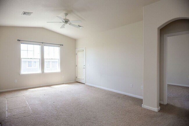 Building Photo - 2421 Owens Ave
