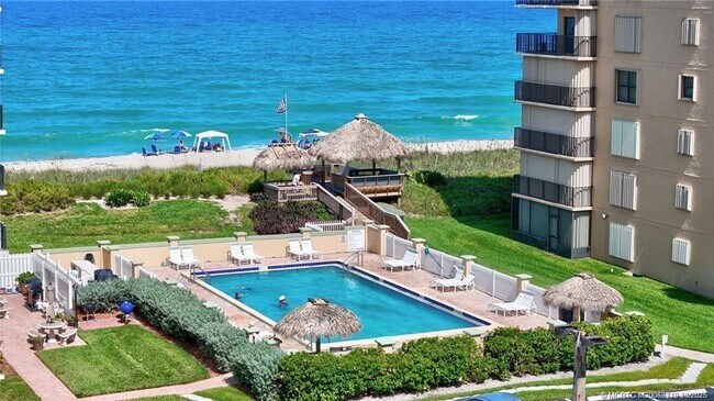 Building Photo - 10200 S Ocean Dr