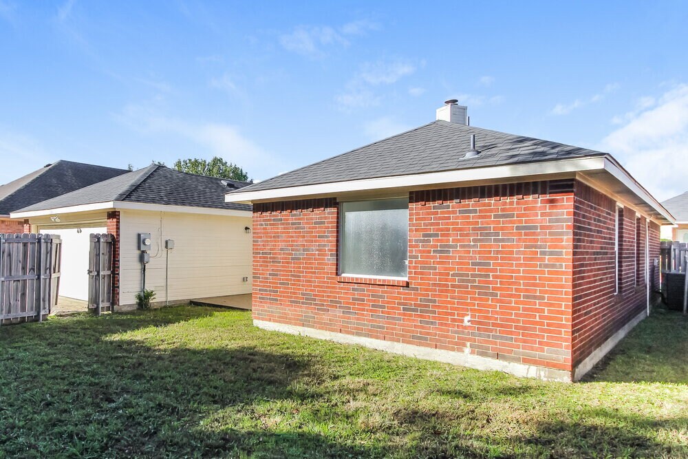 Building Photo - 1142 Barrymore Ln