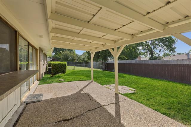 Building Photo - 918 Sleepy Hollow Dr