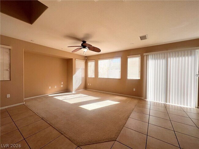 Building Photo - 6067 W Dewey Dr