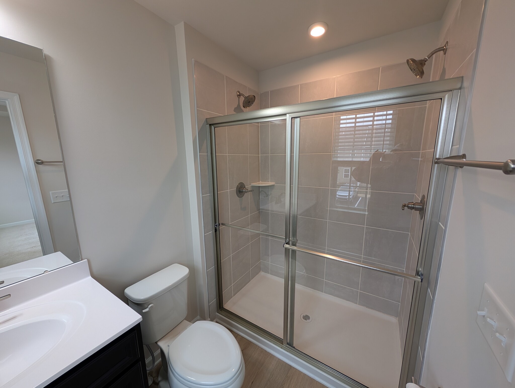 Building Photo - 420 Park Ave