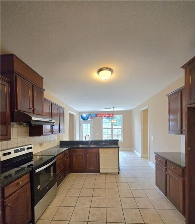 Building Photo - Beautiful 4-bedroom with large bonus room in Gainesville