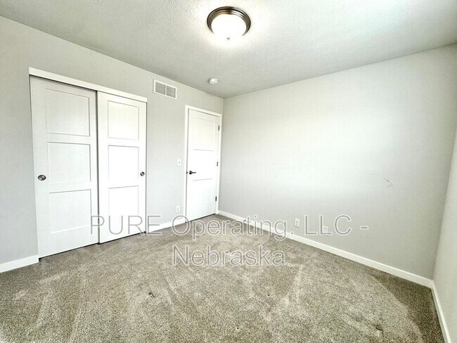 Building Photo - 5121 N 181st St