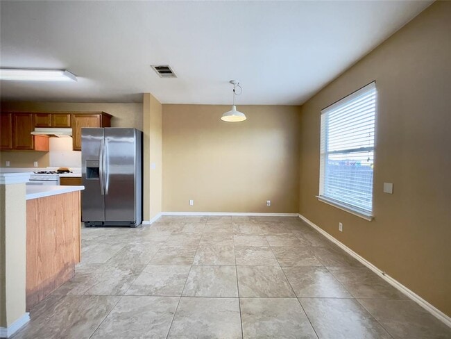 Building Photo - 318 Mitchell Dr