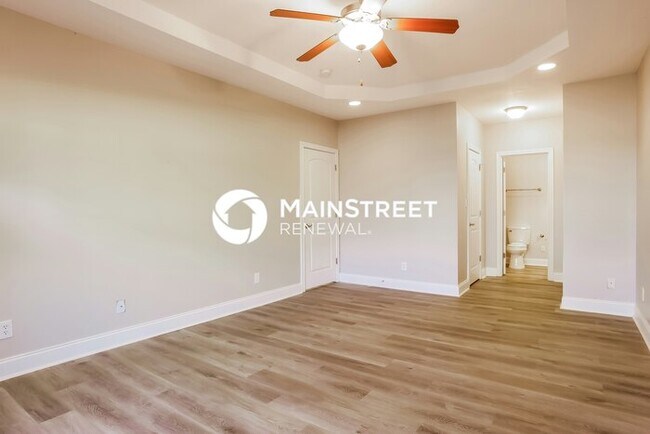 Building Photo - 3 Bedroom Pet-Friendly Home in Corryton, TN with Main Street Renewal