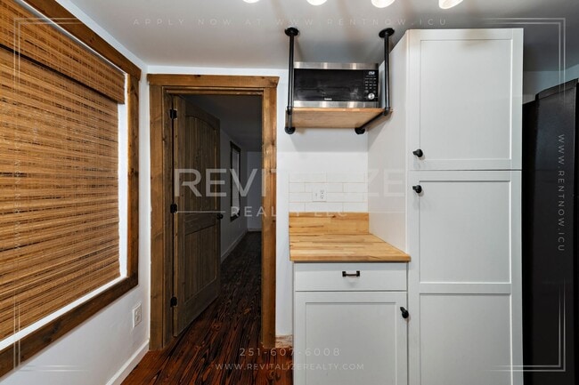 Building Photo - Charming Foley Bungalow with Timeless Character and Plenty of Storage!