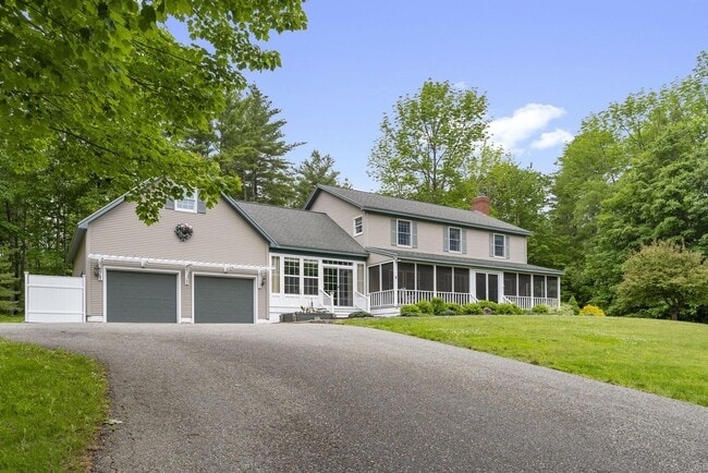 Building Photo - 9 Hoyt Dr