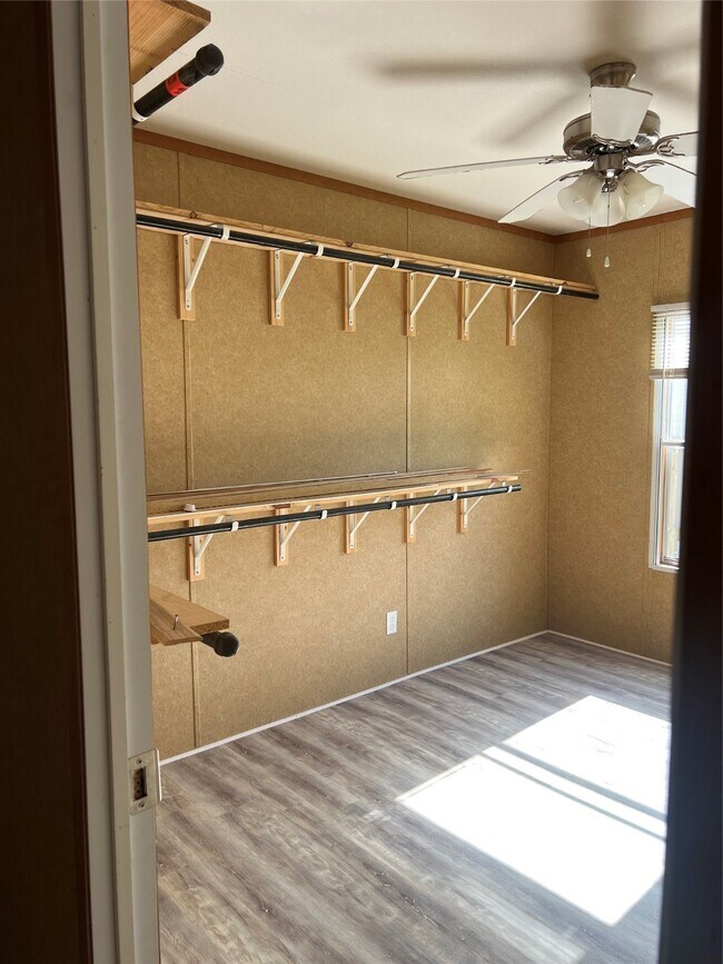 Building Photo - 1412 Austin St