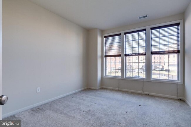 Building Photo - 23502 Belvoir Woods Terrace