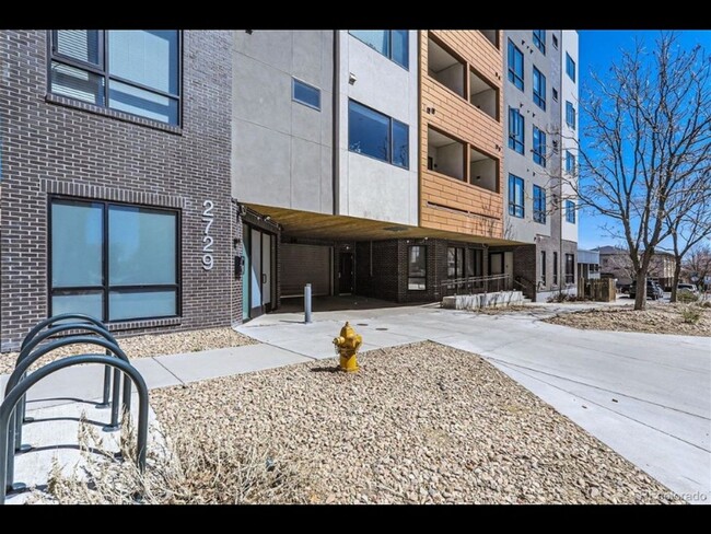 Building Photo - 1 Bedroom Condo in Denver