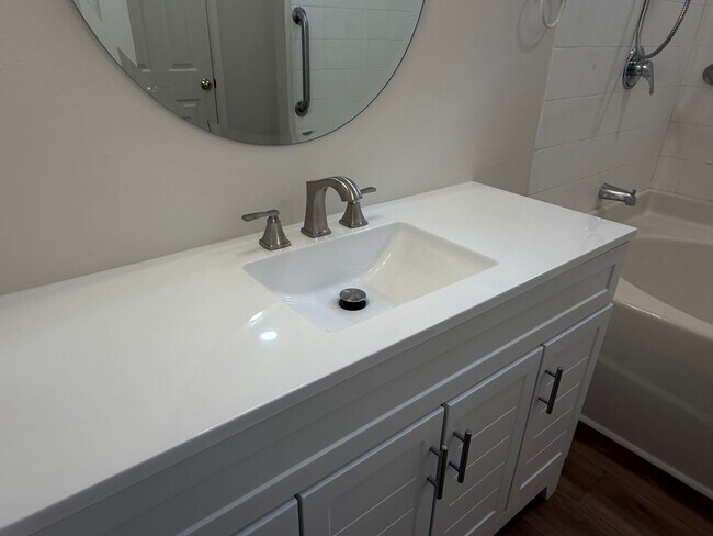 Building Photo - Newly Remodeled Condo at The Preserve at Indigo Run!