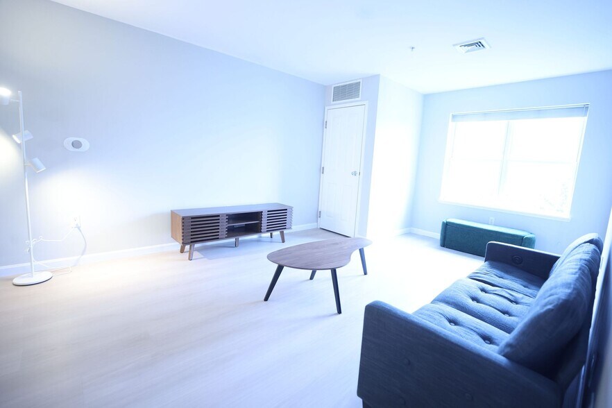 Building Photo - 30 Franklin St