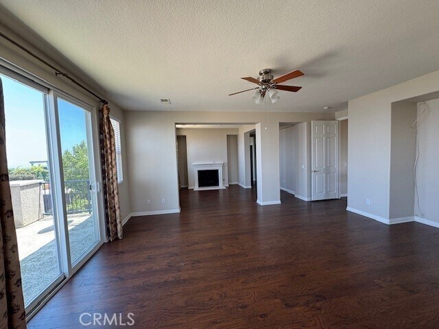 Building Photo - 16034 Skyridge Dr