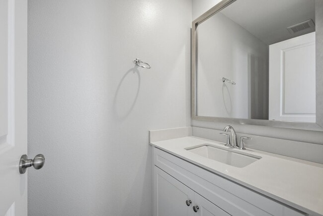 Building Photo - Glendora