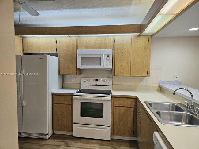 Building Photo - 2701 Village Blvd