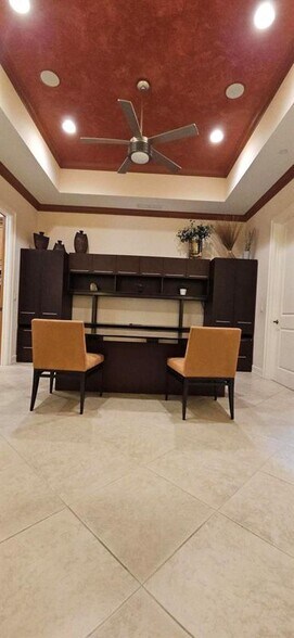 Building Photo - 16117 Emerald Estates Dr