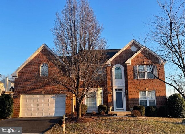Building Photo - 2698 Myrtlewood Dr