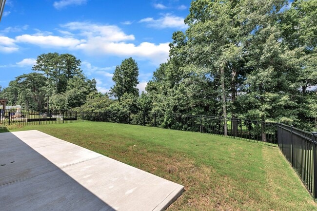 Building Photo - Four Bedroom + Loft Dream Home in Youngsville