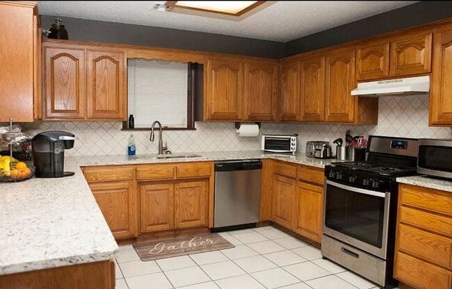 Building Photo - Available July 1st! 3-Bedroom, 2-Bathroom ...