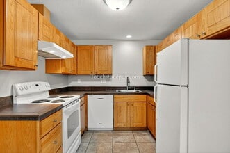 Building Photo - 1920 S Alpine St